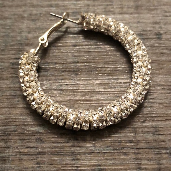 Earrings - Picture 2 of 3